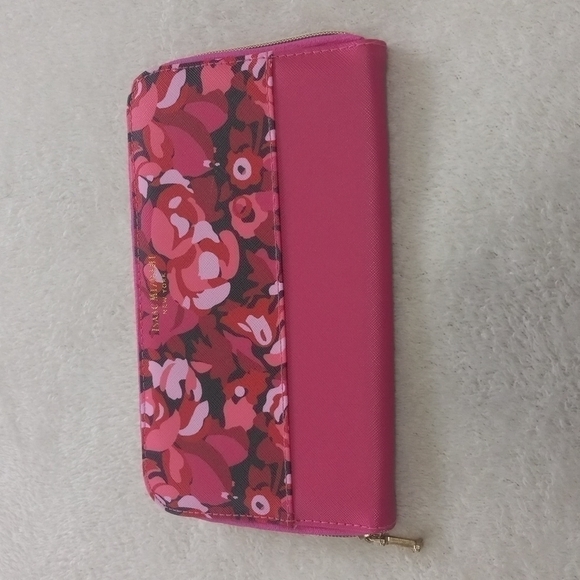 Isaac Mizrahi Pink and Red Floral Cosmetic Make Up Brush Travel Bag - Picture 2 of 7